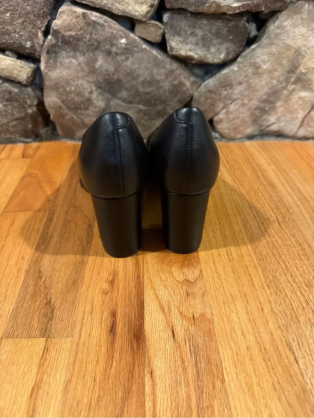 Clarks Collection Black Leather Block Heel Pumps Women's Comfort Dress Shoes - Picture 4 of 6